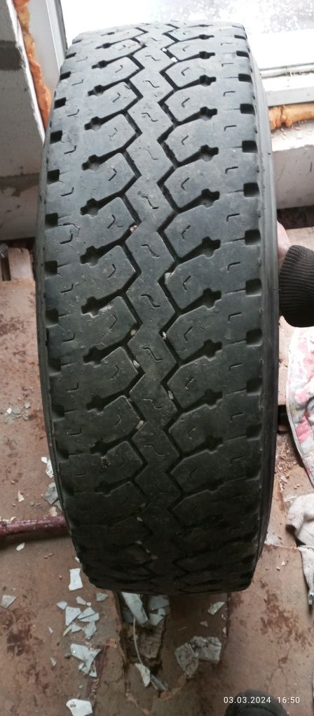 Резина 235/75R17.5