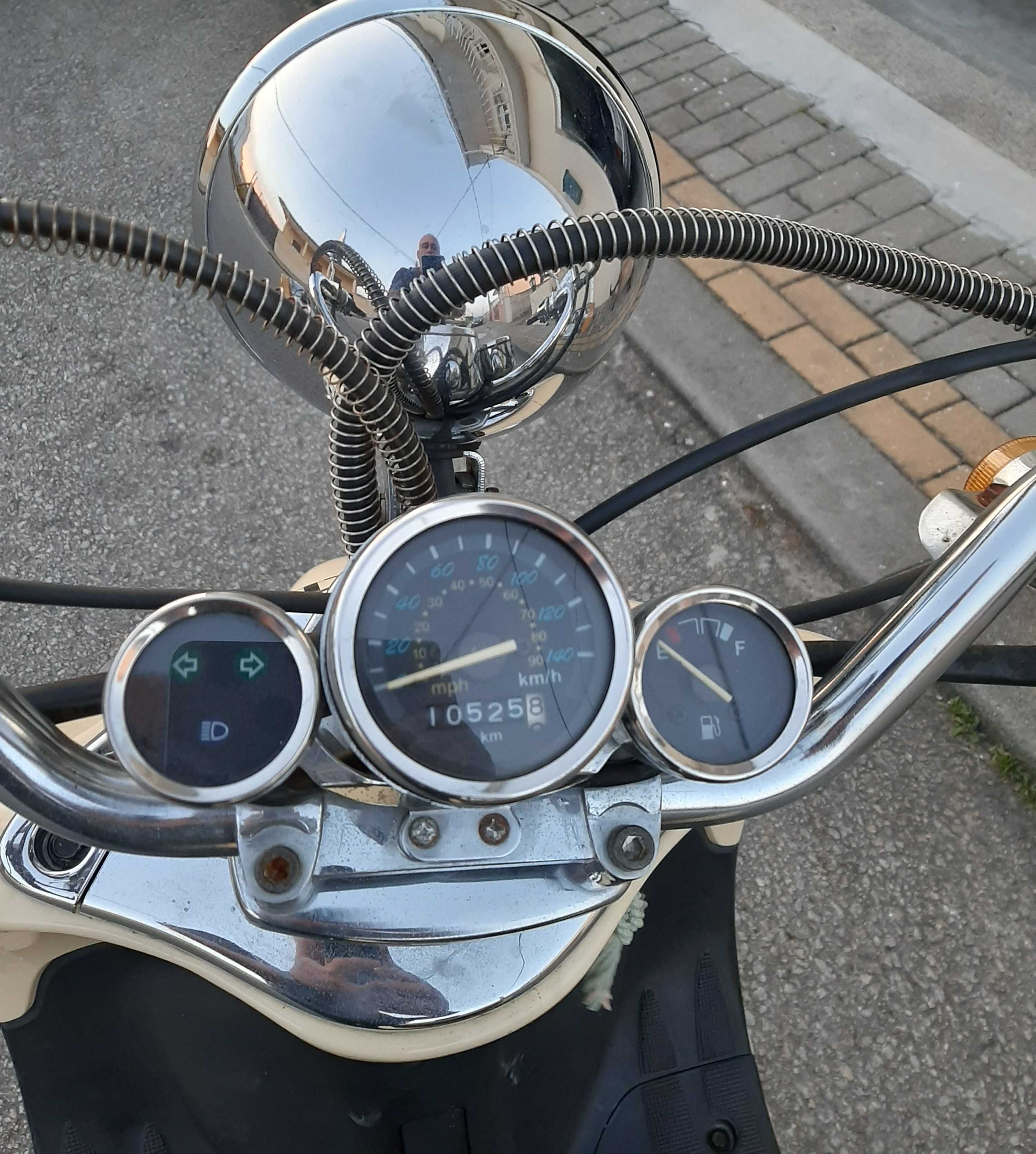 Znen Vitoria 125