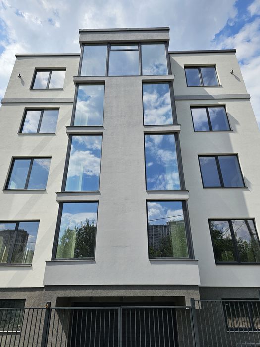 Продам осз,будинок Печерськ 1000м2.