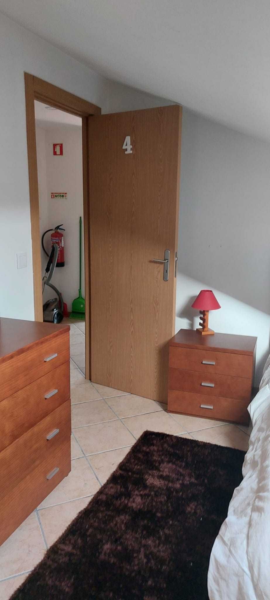 Arrendo Quarto - Zona Ericeira