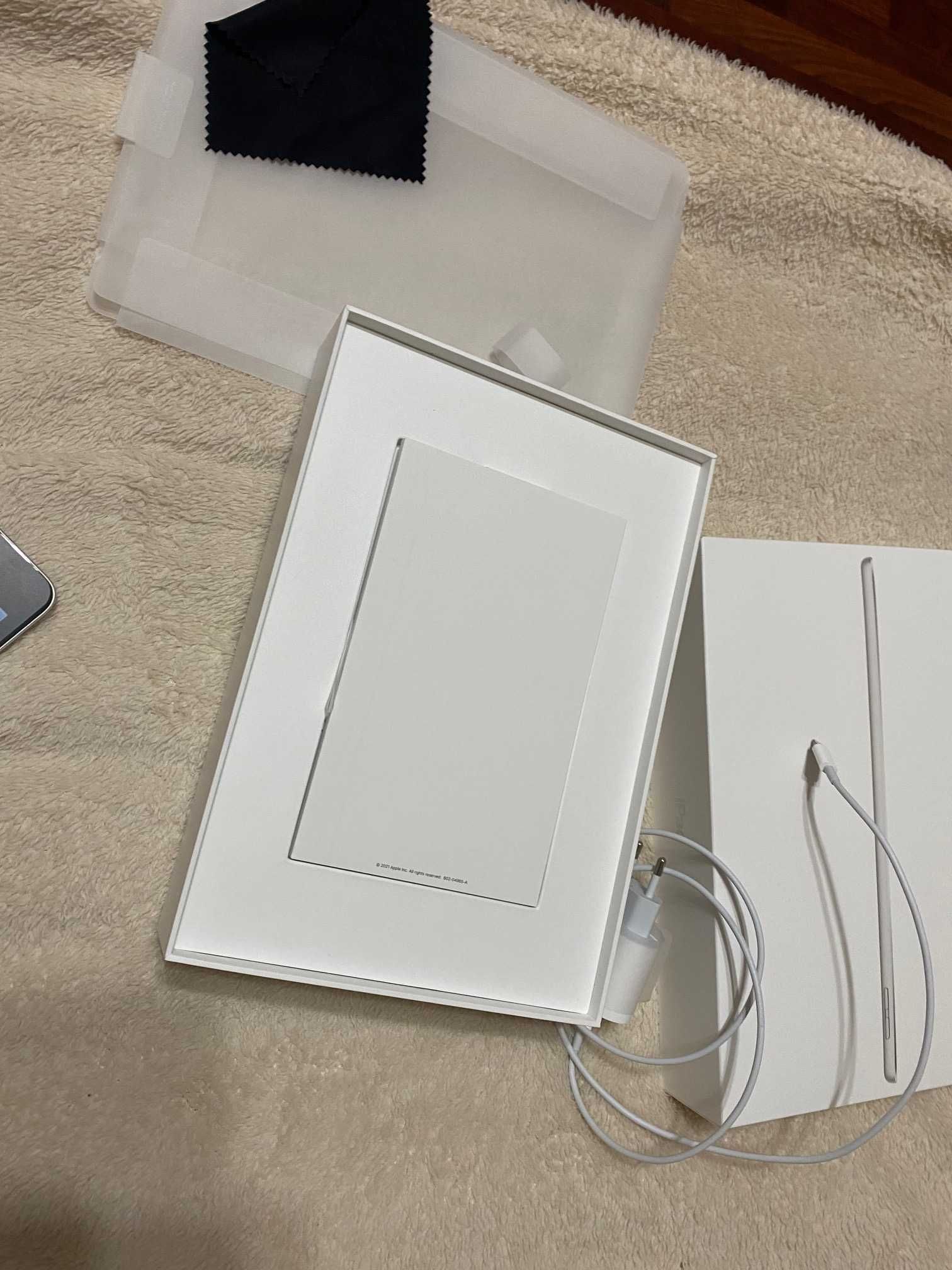 Apple iPad 9 10.2" 64GB Wi-Fi Silver (MK2L3)