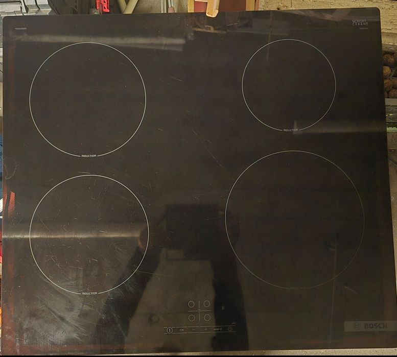 Płyta indukcyjna Bosch PUE61RBB5E 230V – 100% sprawna, 4,6 kW