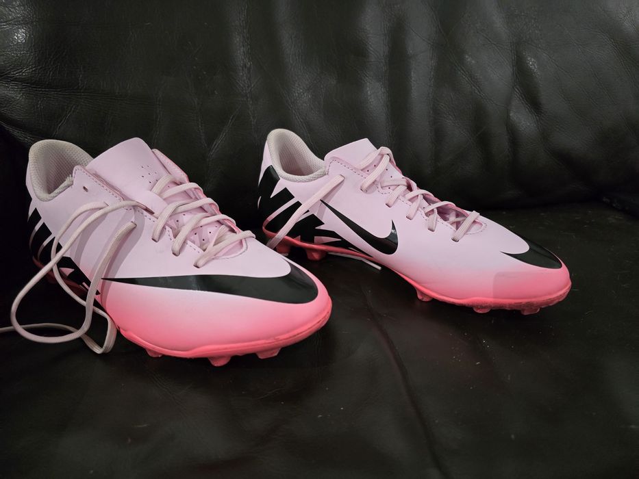 Chuteiras Nike Mercurial FG/MG 37.5