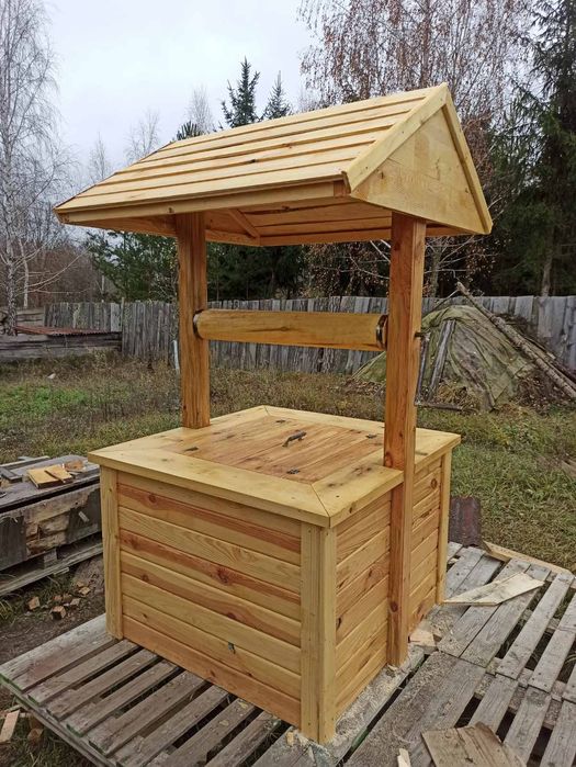 Дерев'яна криниця