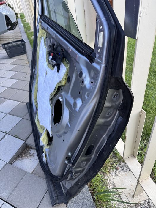 Двері на запчастини honda cr-v 2018-2020 67050-TLA-A11ZZ