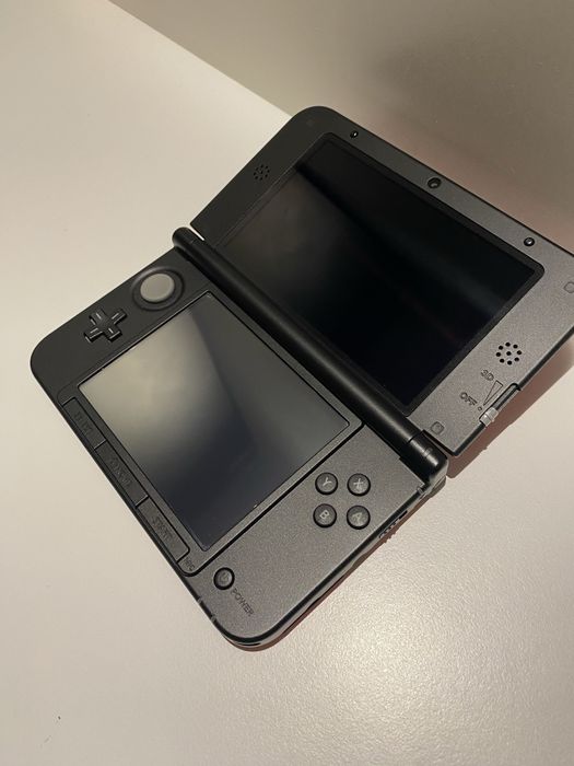 Nintendo 3DS LL/XL Red 64 gb