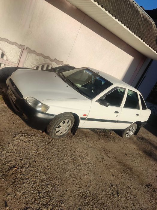 FORD ESCORT 1997 року продаж обмін