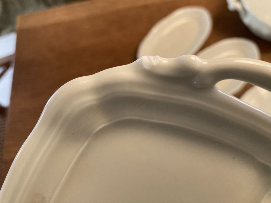 Peças de jantar porcelana branco
