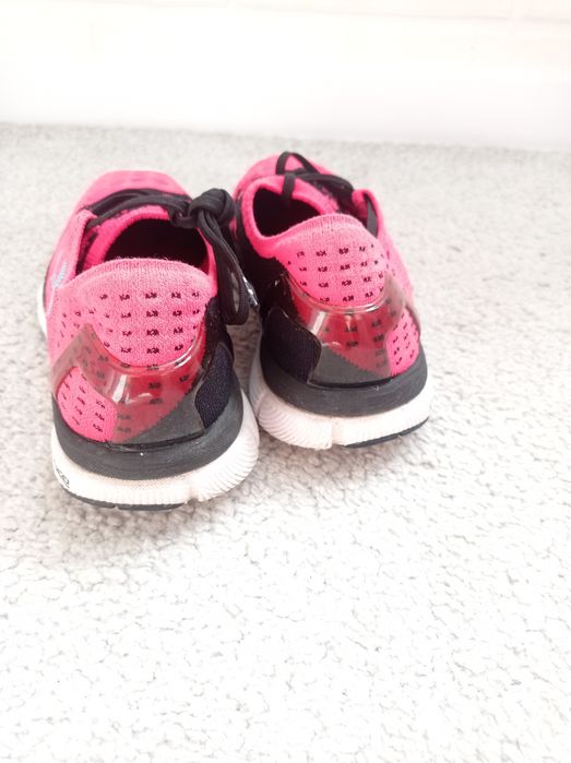 Кросівки UNDER ARMOUR  SPEEDFORM slingshot 40.5 ,26см