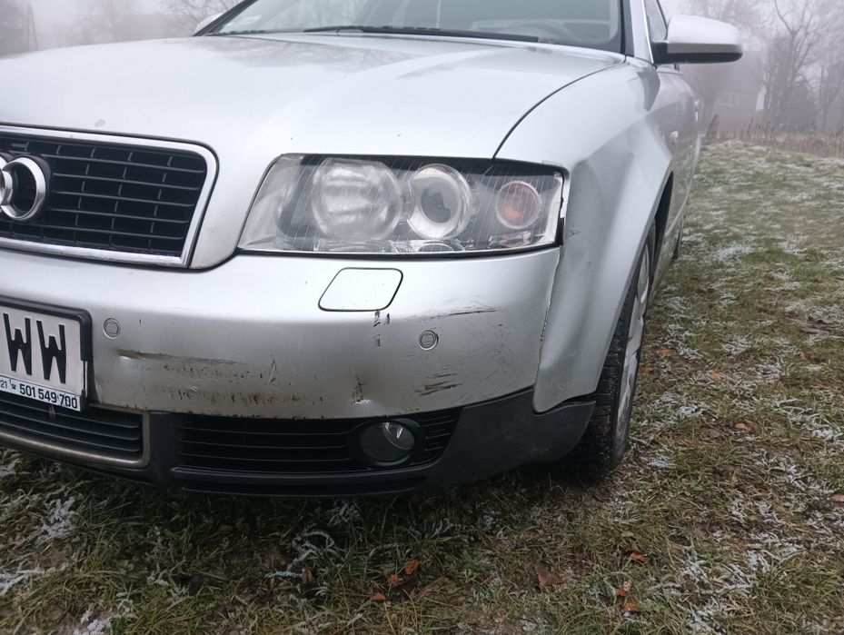 Audi a 4 b6  uszkodzone