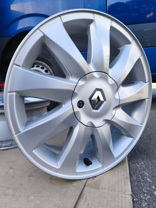 Диски Renault Megane Scenic Clio Logan Sandero Dacia Nissan R16(4*100)