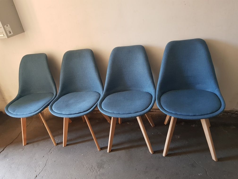Krzesla skandynawskie Alta nowe