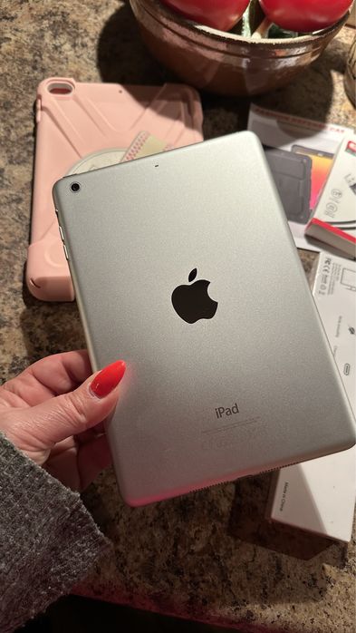 Tablet iPad Apple Retina - super stan