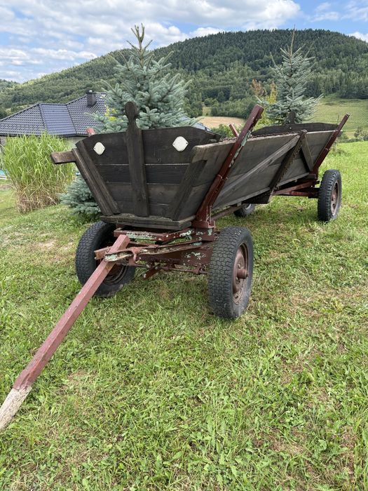 Wóz drewniany na kołach – dostosowany pod traktor