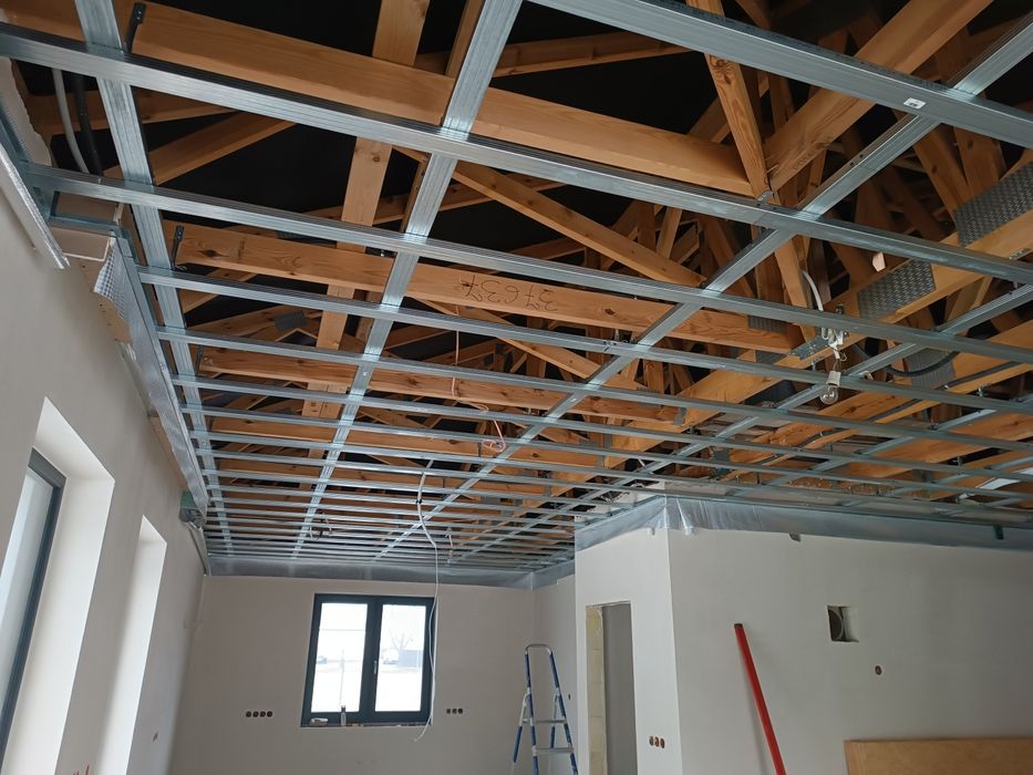 Adaptacja poddaszy / docieplenia poddaszy / sucha zabudowa / Remonty