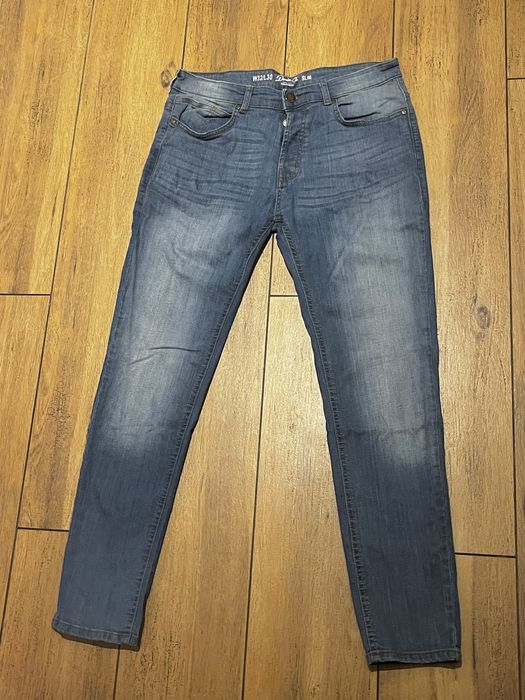 Niebieskie dżinsy skinny jeansy męskie