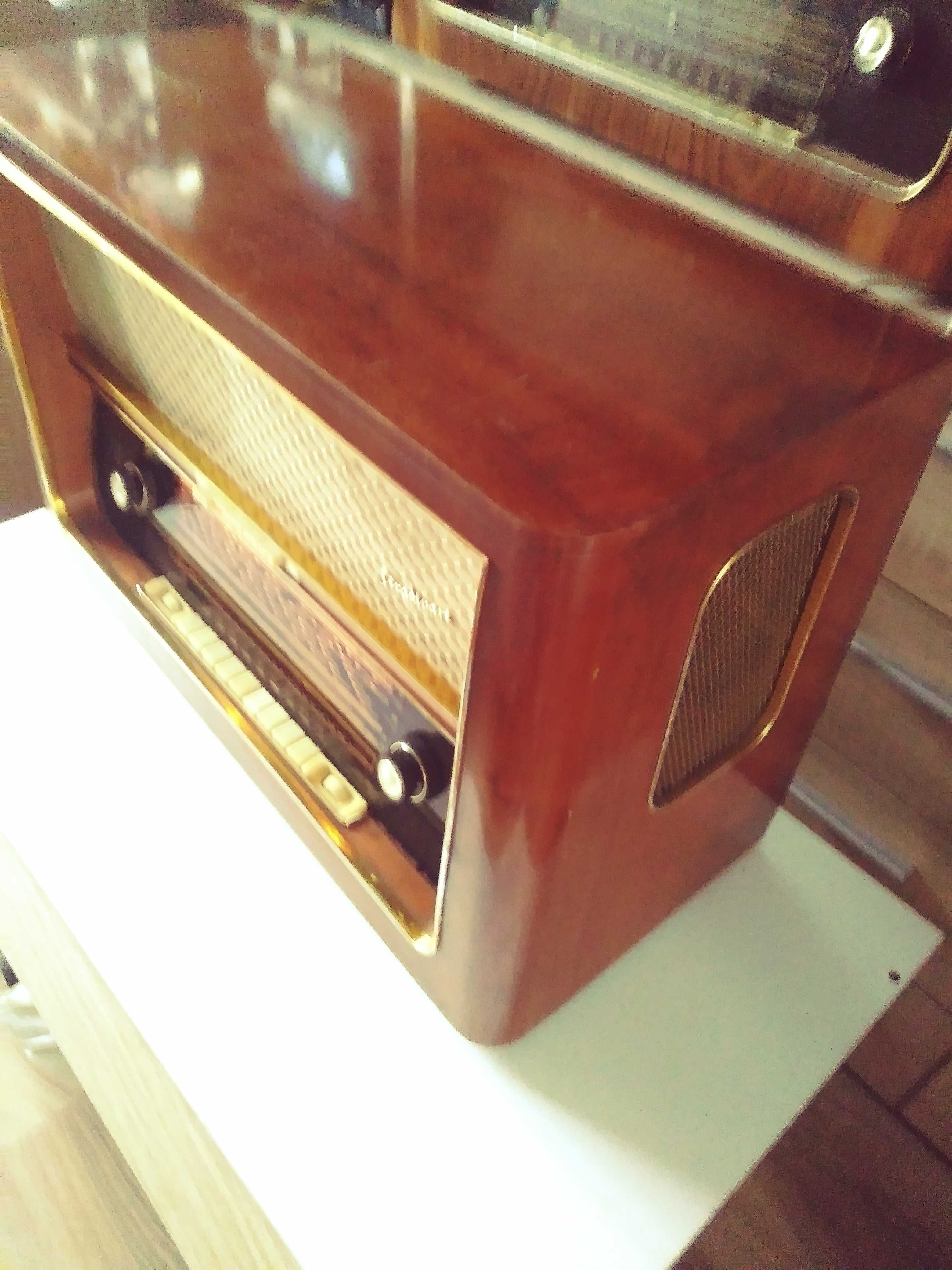 Radio lampowe 1957r. Stradivari 2