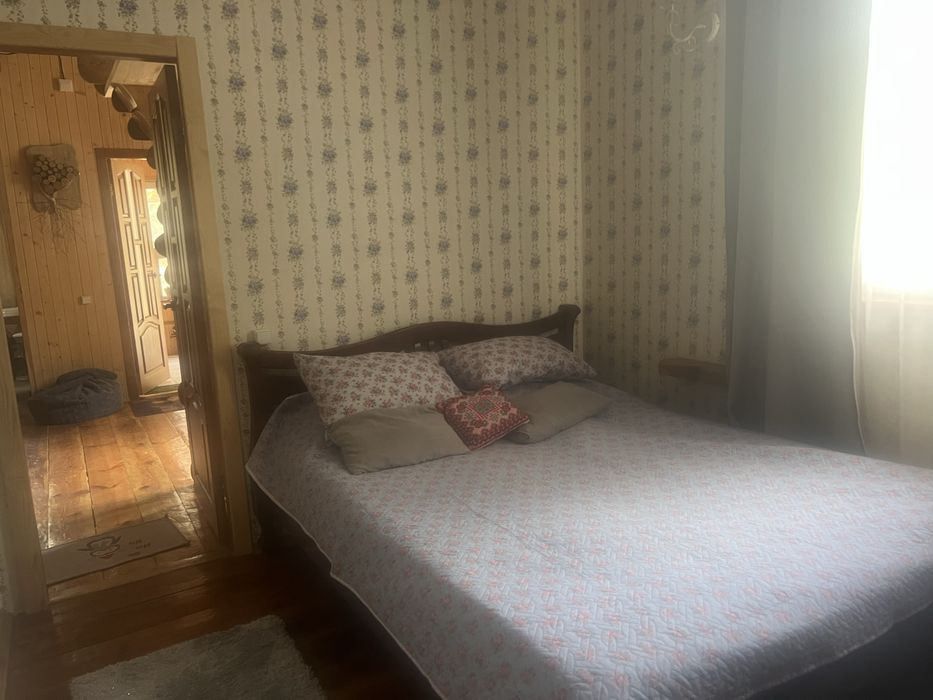 Оренда будиночку з сауною в лісі, біля води.