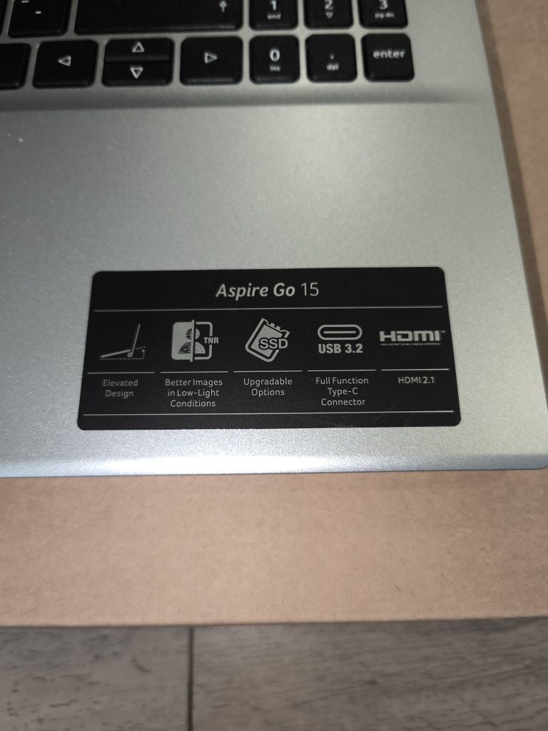 Vendo Laptop Acer em perfeito estado!