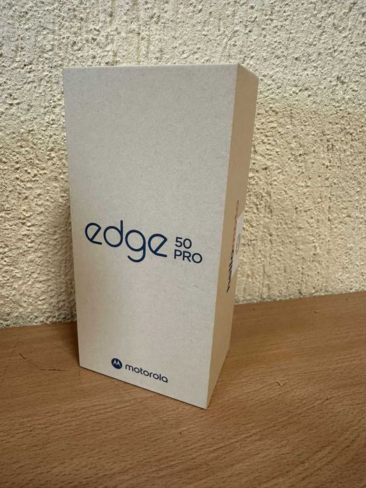 Smartfon Motorola Edge 50 Pro 12/512GB Fioletowy + Ładowarka 125W
