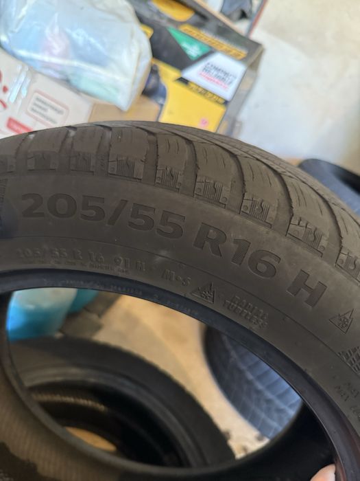 Пара зимніх коліс Continental 205/55 R16
