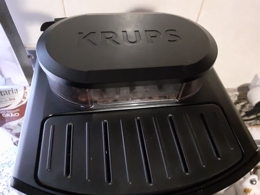 Vendo ou Troco máquina de café Krups