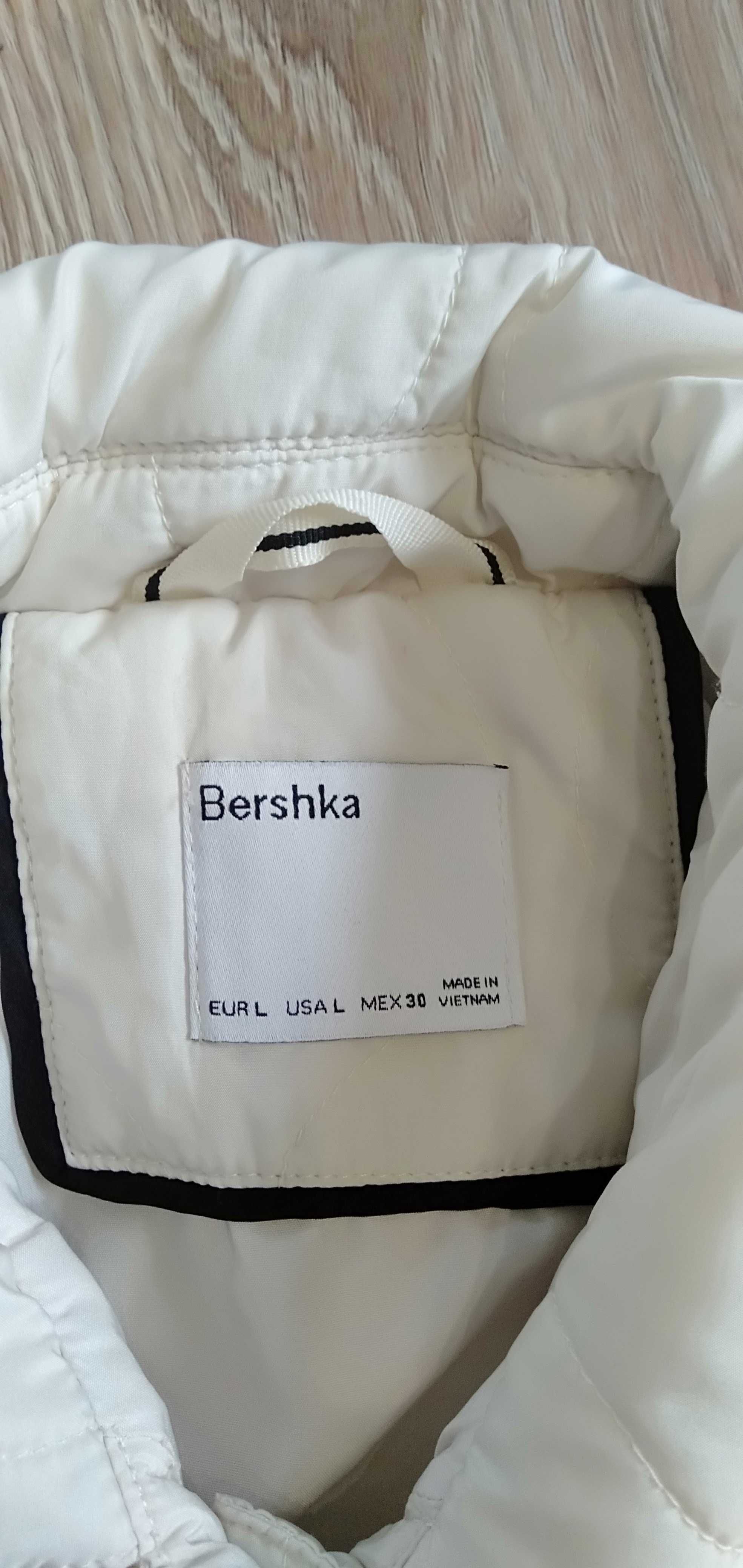 Kurtka damska Bershka L