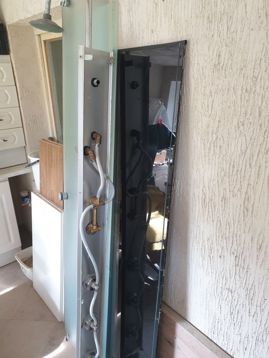 Prysznic bez jednych drzwi