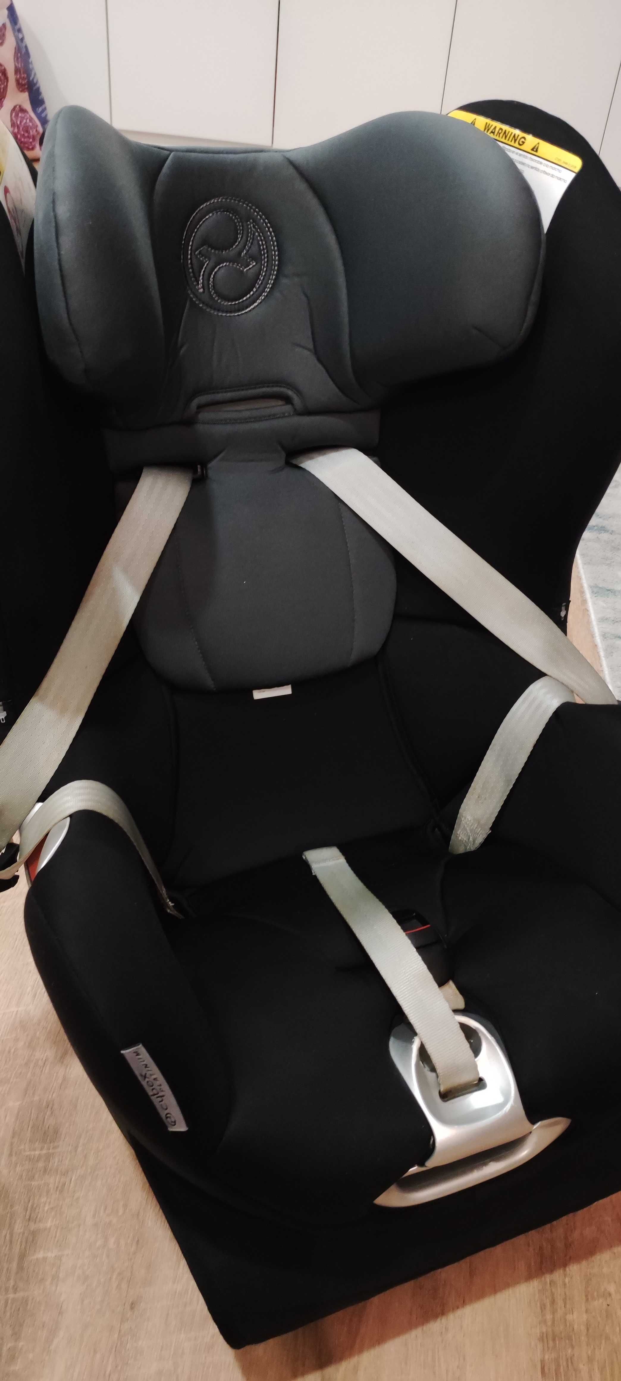 Cadeira auto Cybex com base Isofix