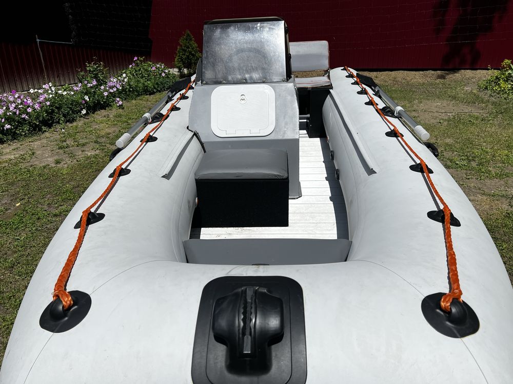 Лодка Колібрі DSL 400. не Rib Brig Navigator