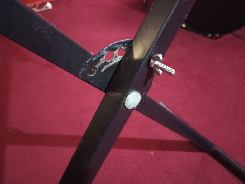 Музыкальное оборудование ударные