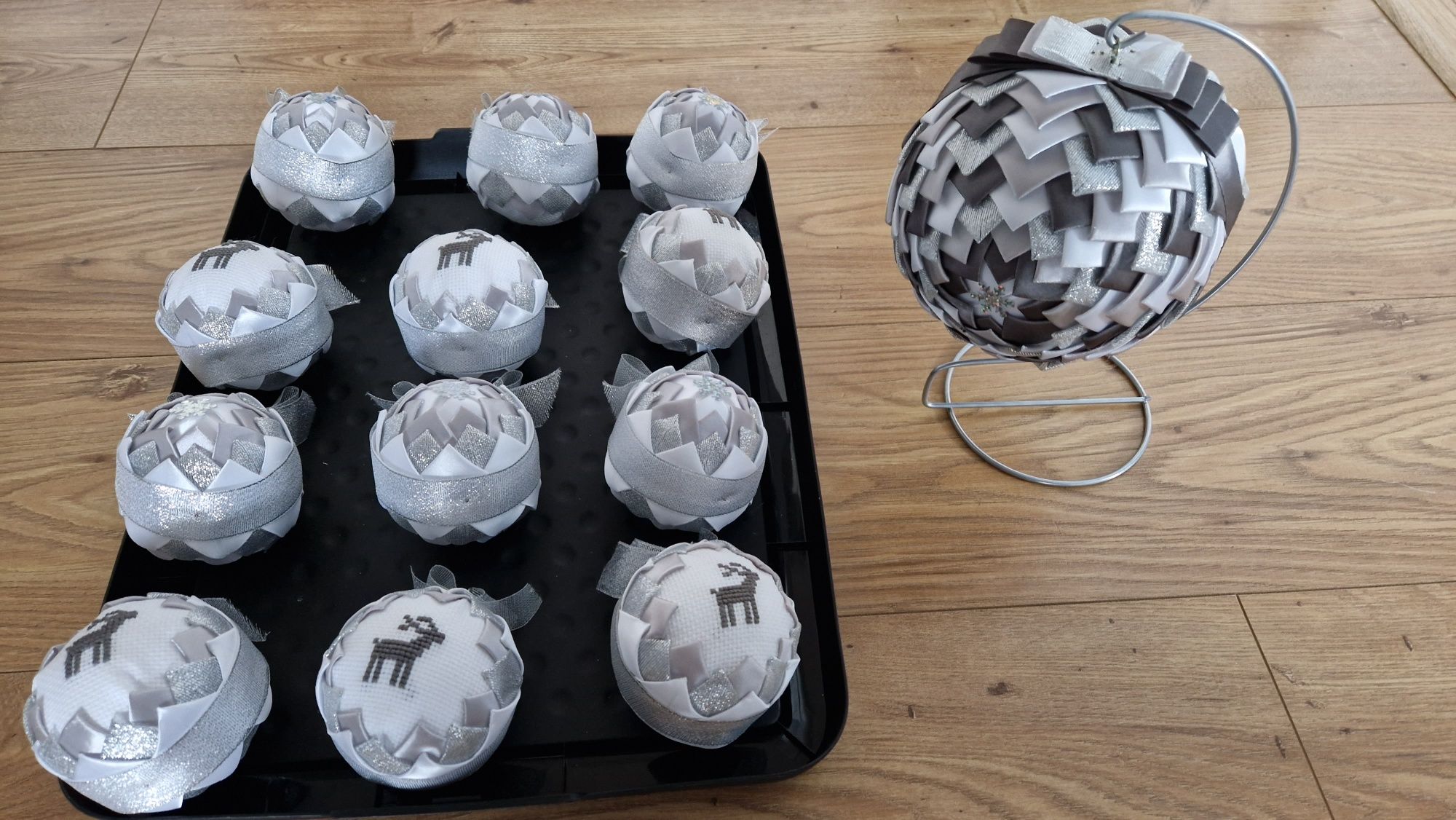 Bombki 12 szt. bombka na stojaku