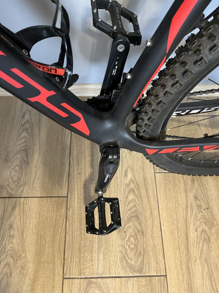 Kross level b9 carbon