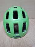 Zielony kask Abus AcyV2 Youn-I 2.0 rozmiar 48-54 cm