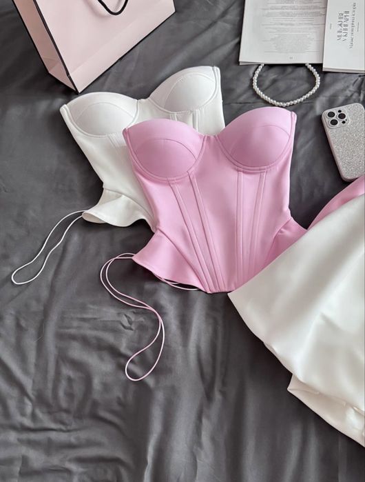 корсет з спідницею