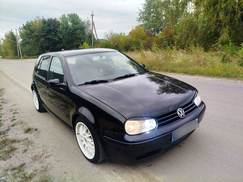 Volkswagen GOLF 4 . 1.9 sport limited