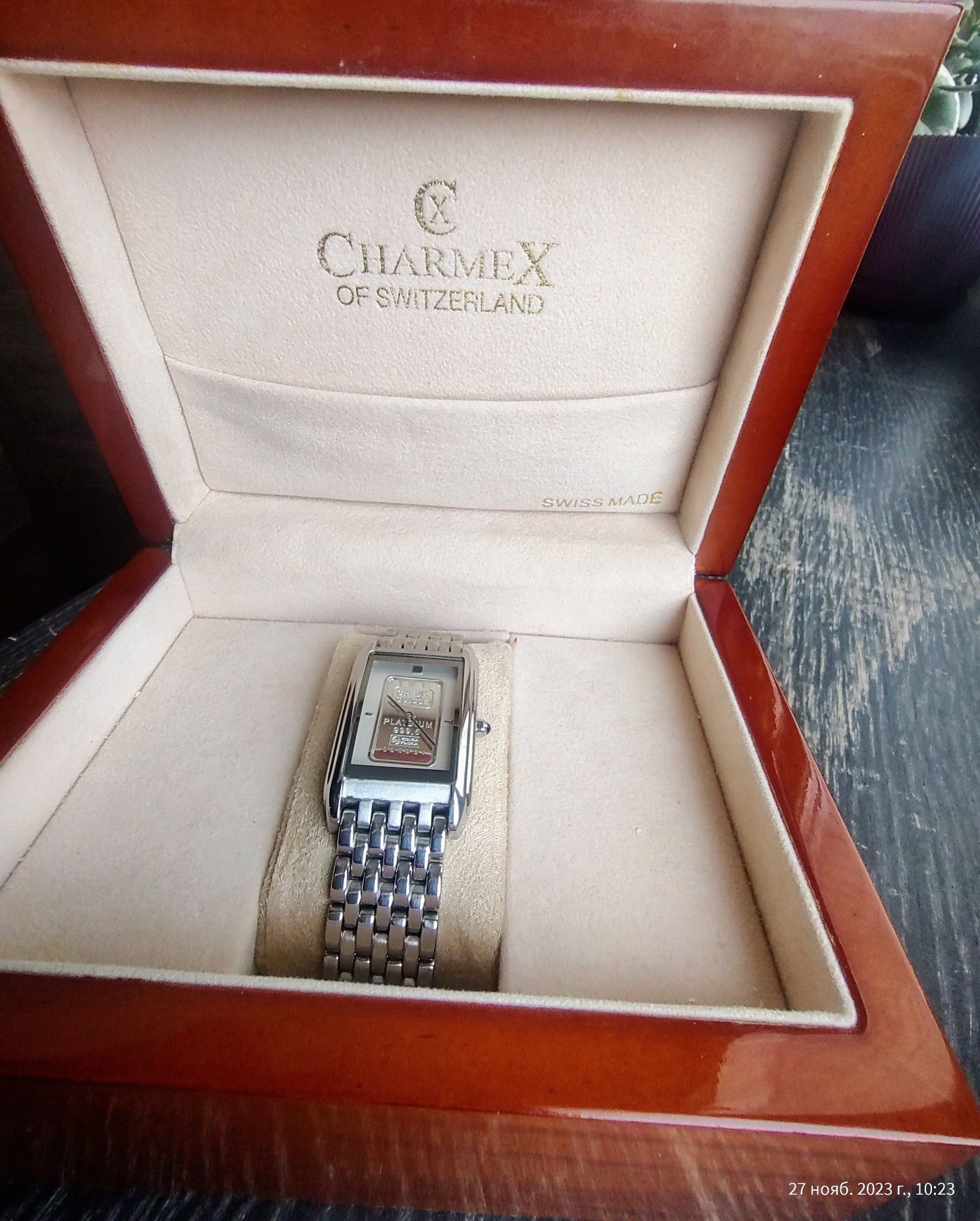 Продам швейцарские часы Charmex platinum ingot 1557