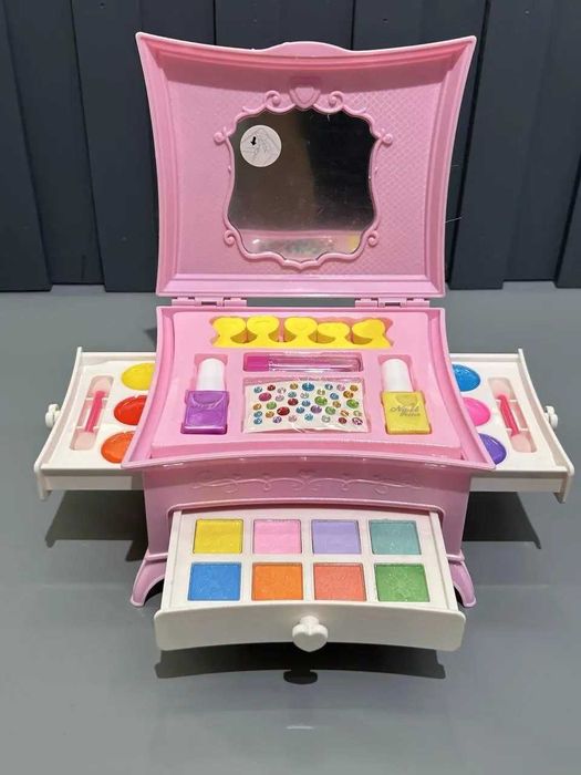 Набір дитячий косметики в скриньці тіні рум'яна помада Рожевий (6801C)