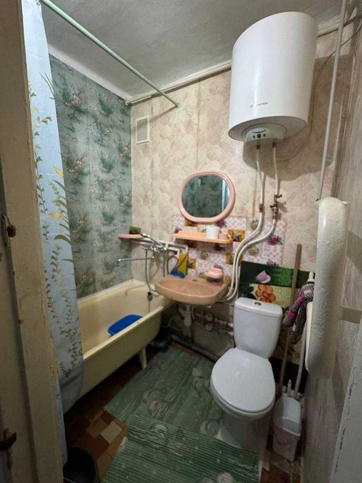 Фасадна квартира в центрі міста