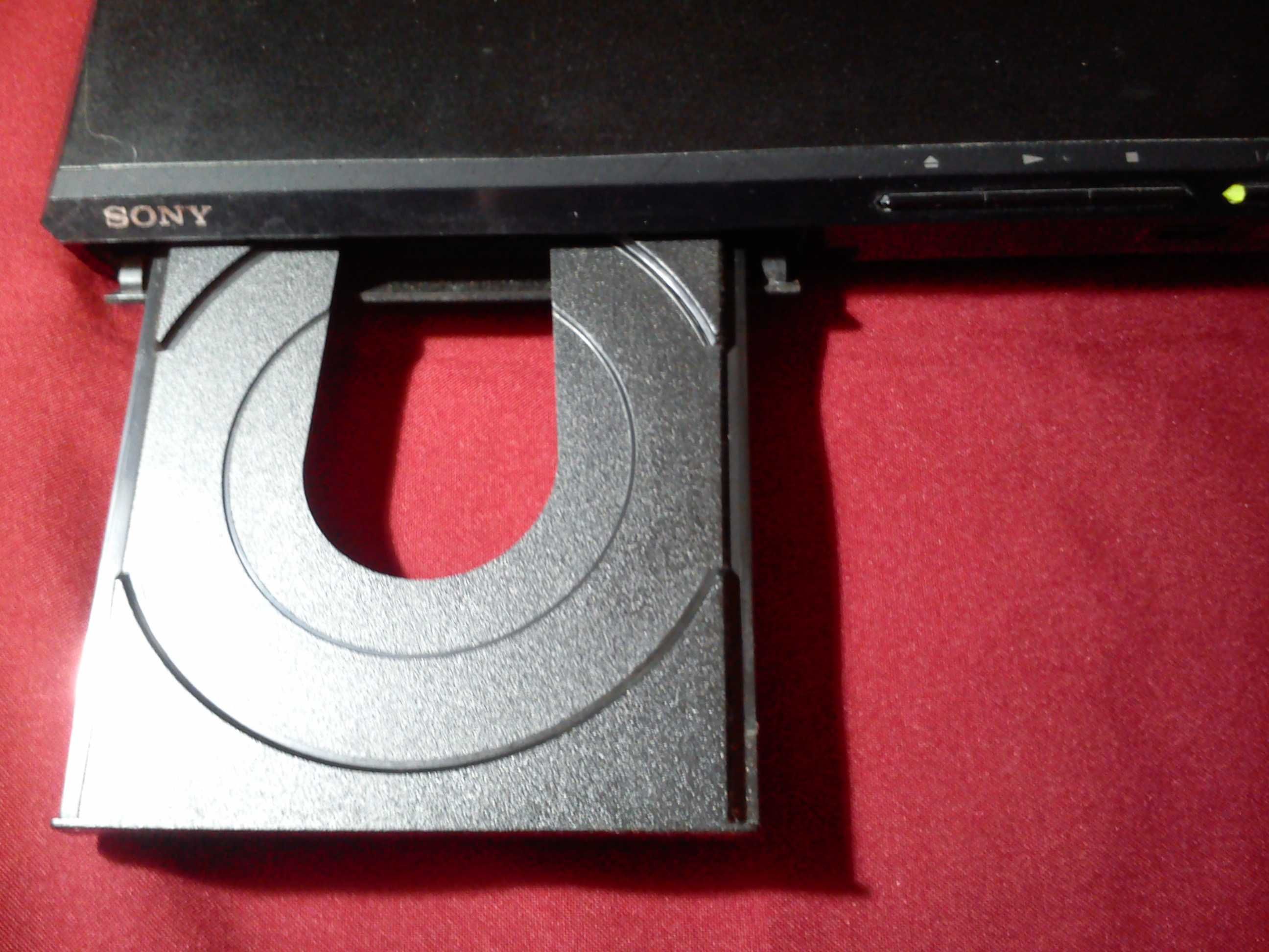 Odtwarzacz DVD Sony plus pilot, model DVP-SR370