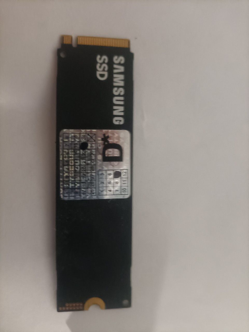 SSD Samsung PM9A1  1 024 GB MZVL21T0HCLR-00B00