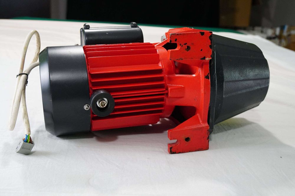 Pompa ogrodowa powierzchniowa STERWINS 1100 Jet IC-3 4800l/h 1100W