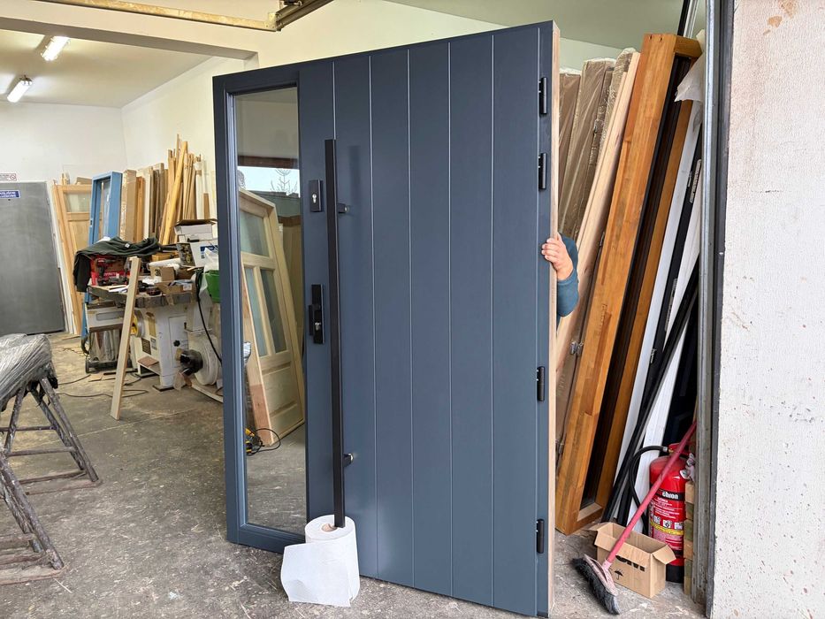 Drzwi zewnętrzne drewniane OD RĘKI z doświetlem grube 10 cm pasywne