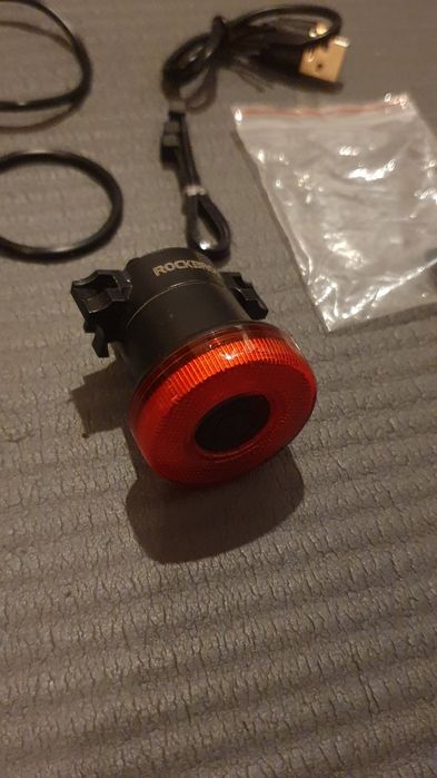 Lampa Rockbros tył Smart z funkcją stopu