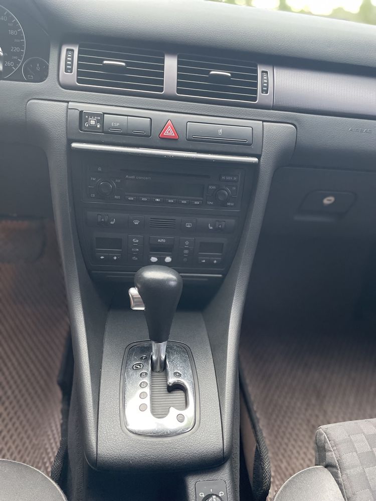 Audi A6C5 універсал