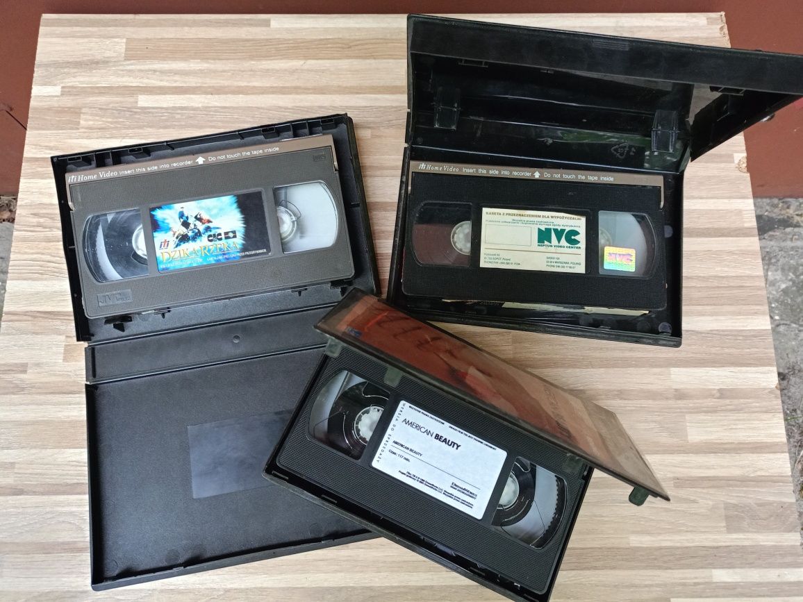 Zestaw kaset VHS za jedyne 14,99PLN