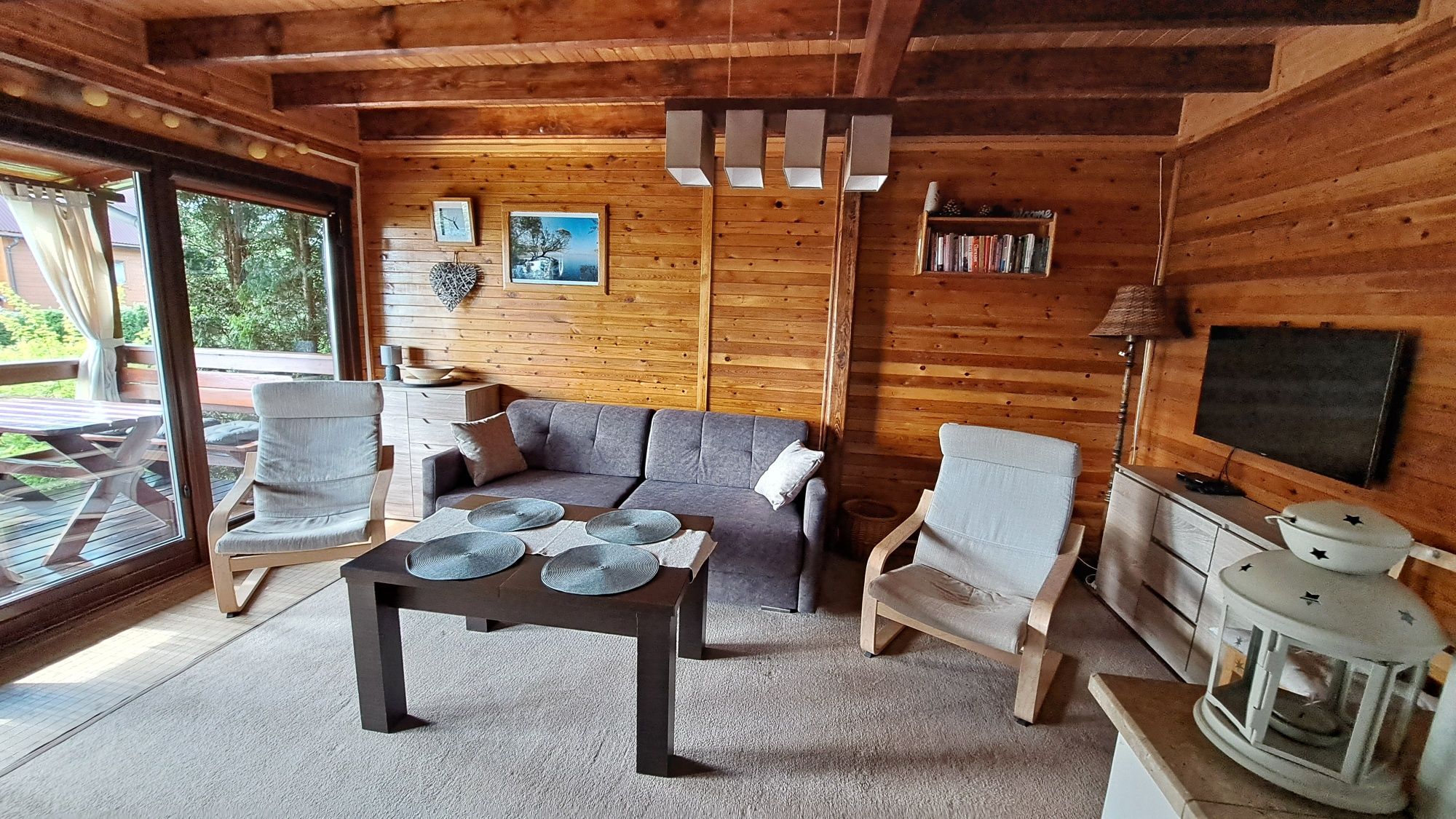 Domek Łapalice, Kartuzy, Kaszuby, nad jeziorem.