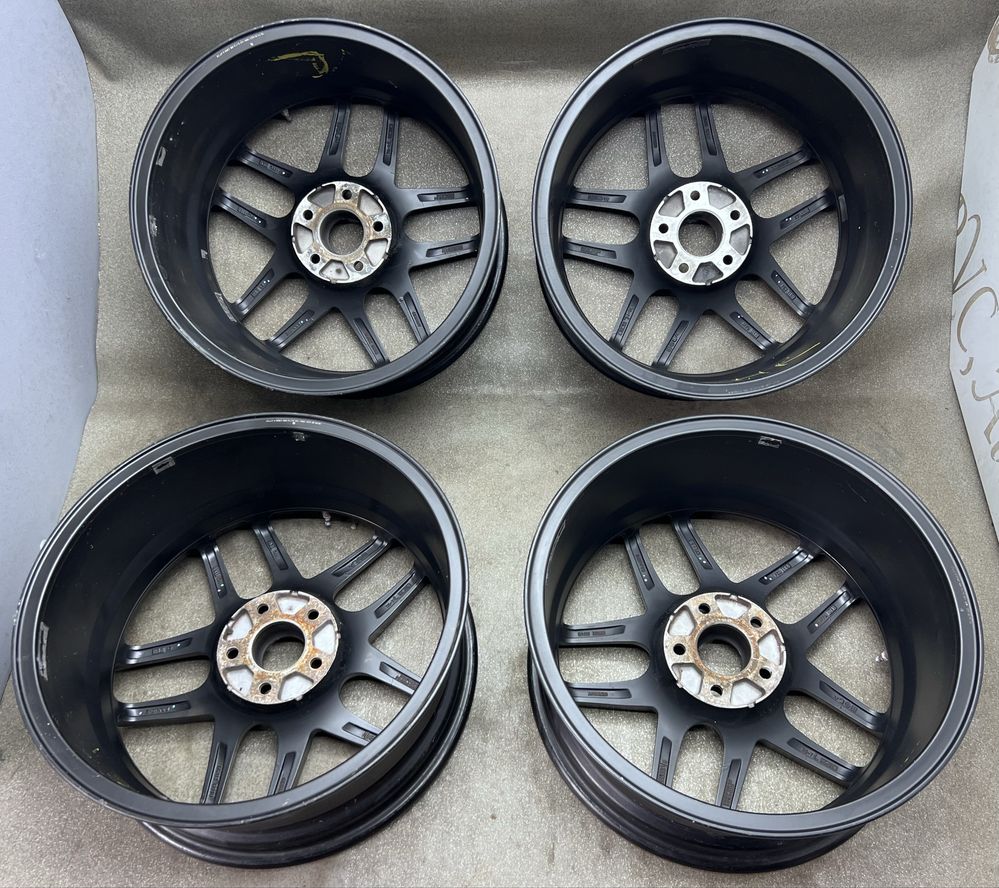 Диски R18 5 112 et45 J8 VW audi seat mercedes чорні