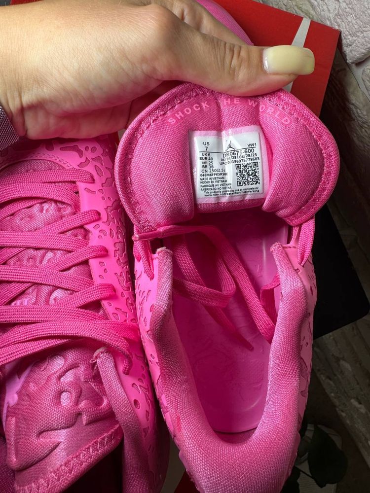 Продам кросівки Air Jordan