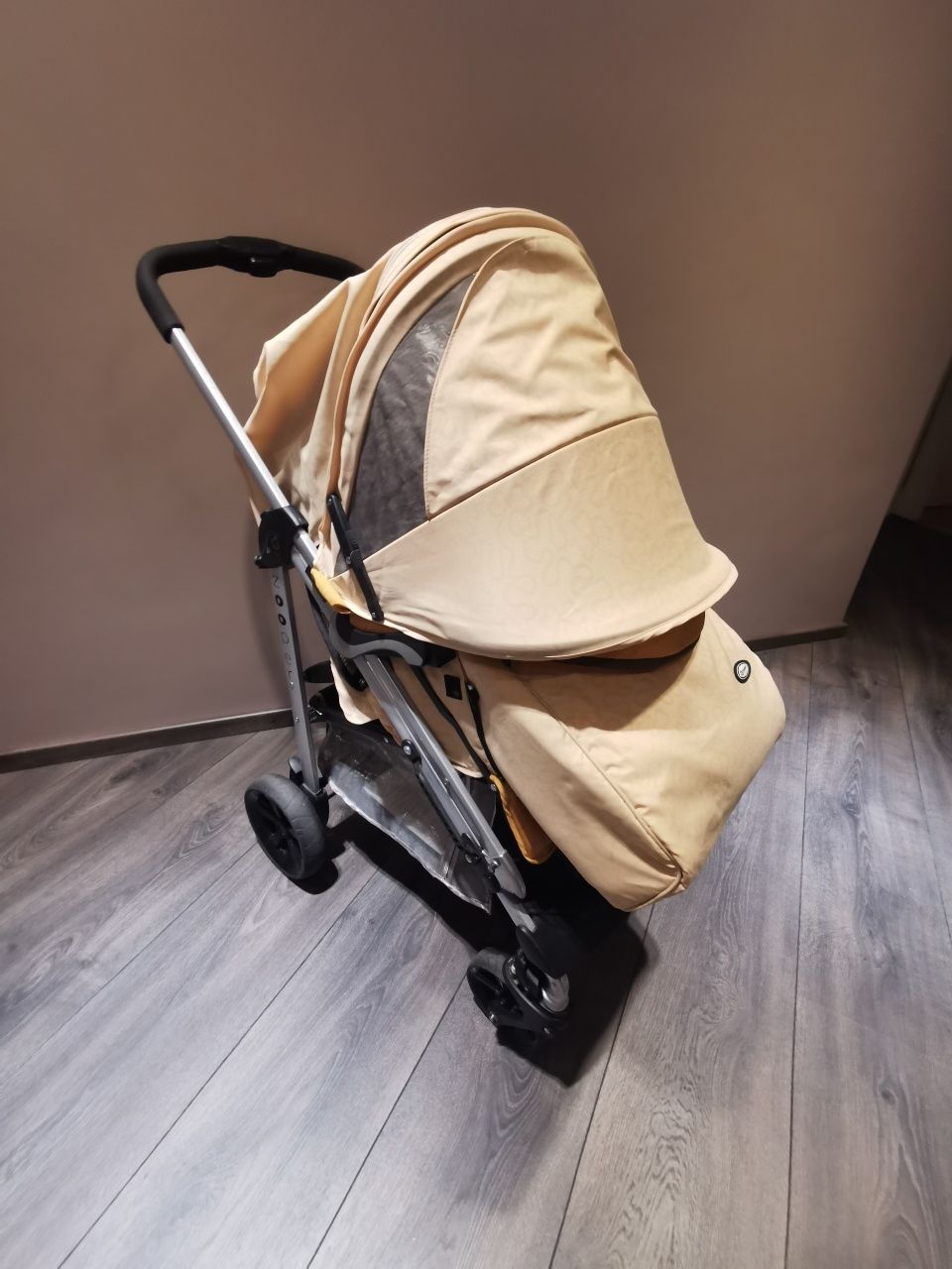 Коляска Zooper Z9 Smart